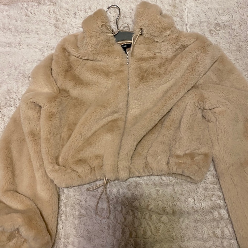 cropped light pink soft jacket